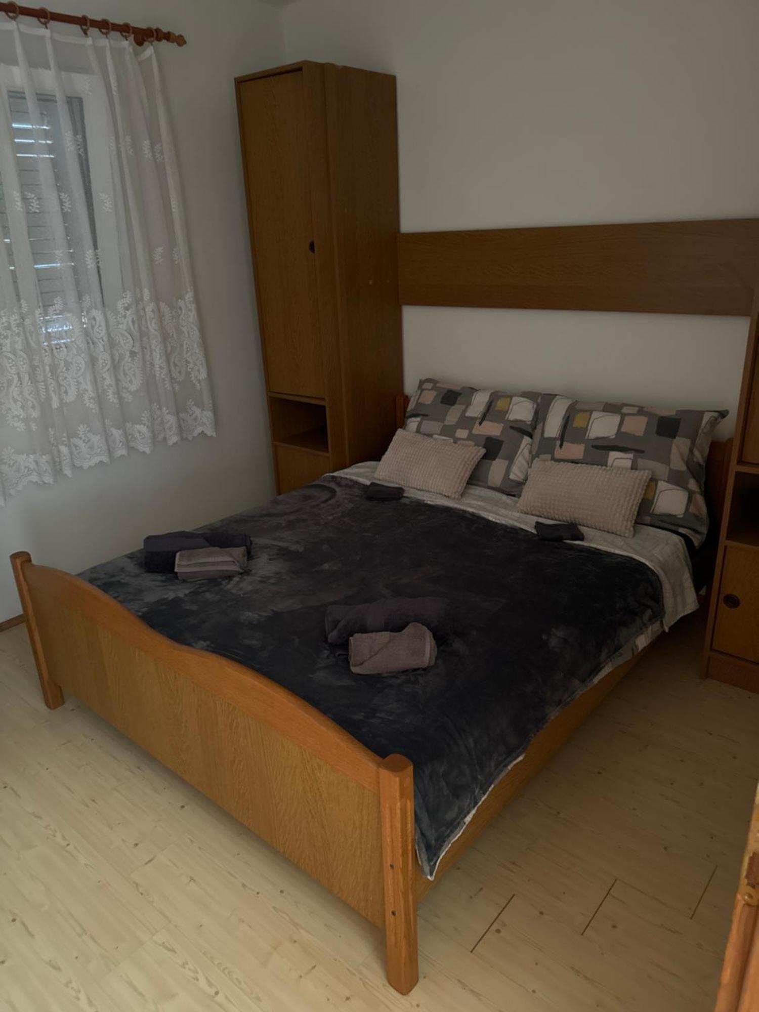 Apartman J&B Appartement Vir Buitenkant foto